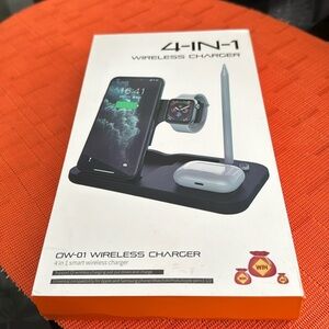 Foldable 4-in-1 15W Wireless Charger Station
